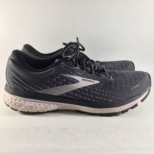 Brooks Ghost 13 womens running shoes lace up sneakers gray size 10.5 2A narrow